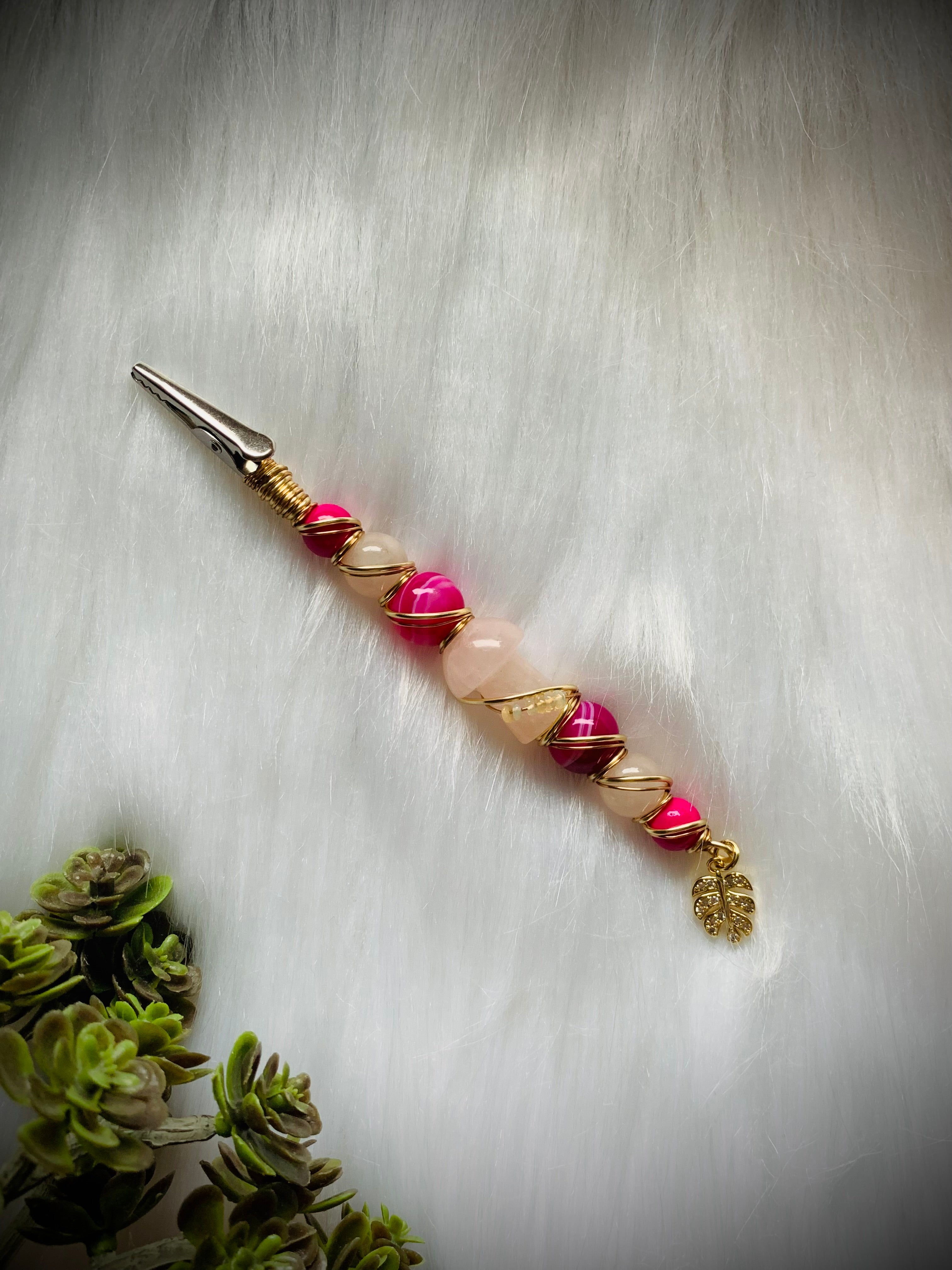 Crystal smoke Clip, Rose Quartz mushroom, Ethiopian Opal, pink Botswana Agate, Rose quartz, Opalite, Monstera leaf