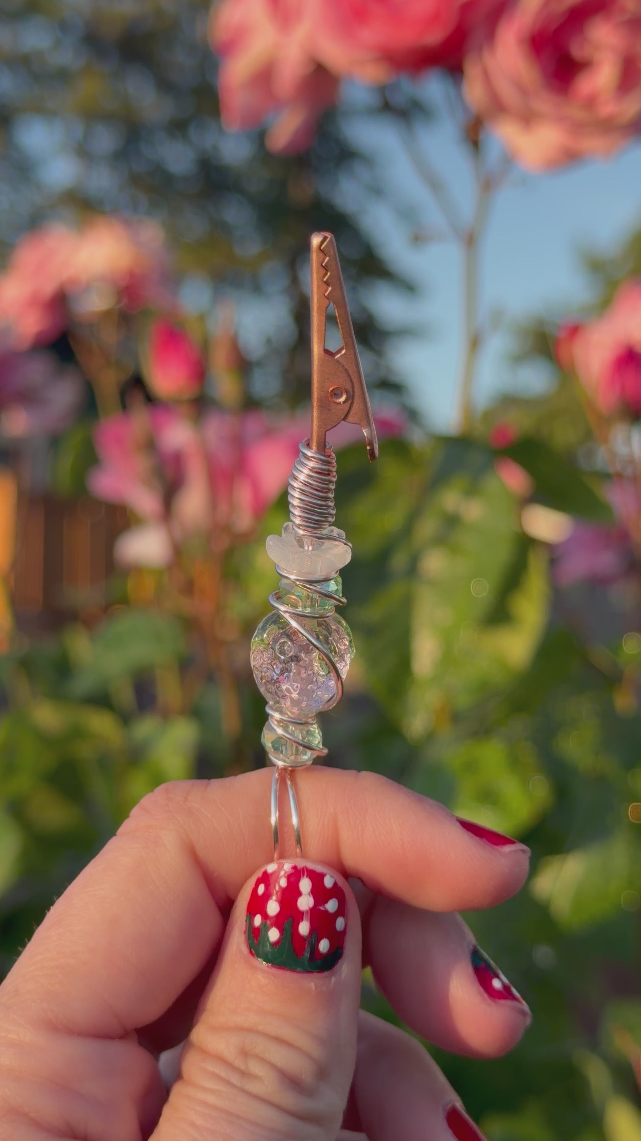 Blossom Dazzle Mini Ring Clip